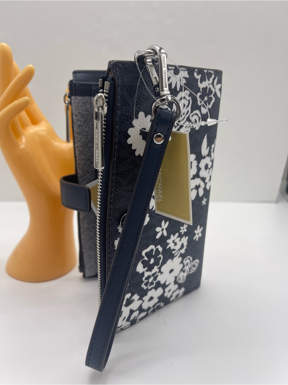 MICHAEL KORS Jet Set Travel Lg Double Zip Printed Signature Logo Wristlet Wallet - Picture 5 of 16